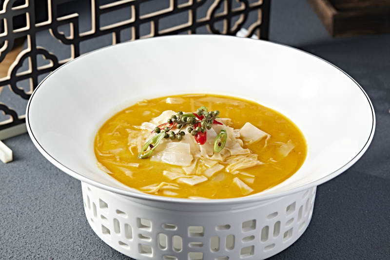 浓汤藤椒炖笋衣图片