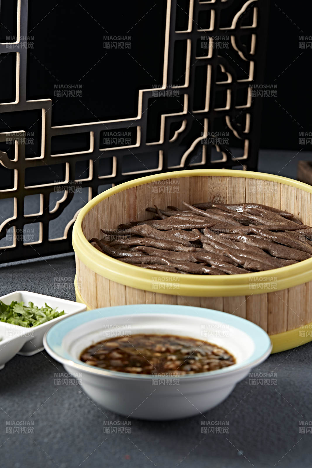 张家口地方美食黑莜面鱼鱼图片