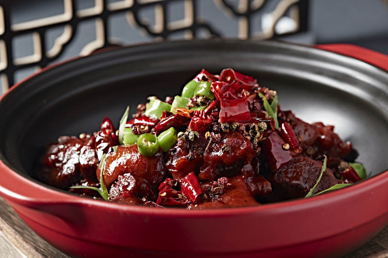 砂锅红焖香辣猪蹄块图片