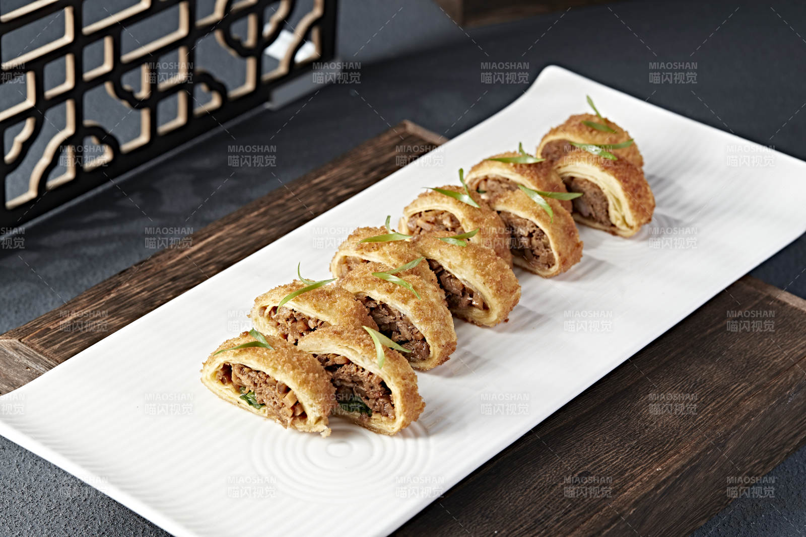 香煎鸭肉丝鸡蛋玉子烧卷图片