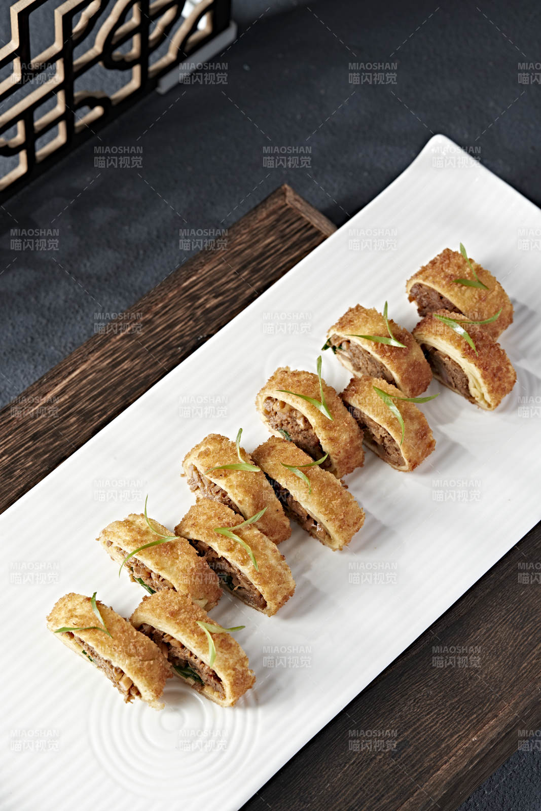 香煎鸭肉丝鸡蛋玉子烧卷图片