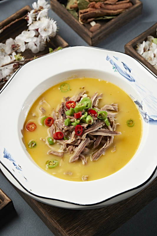 椒麻酸辣猪肚丝图片