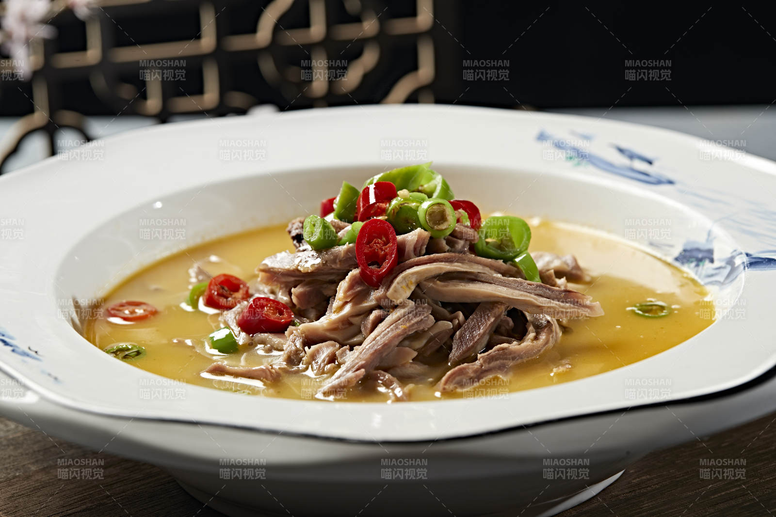 椒麻酸辣猪肚丝图片