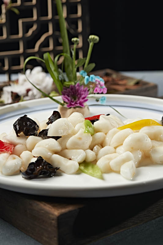 荷塘月色彩椒木耳炒马蹄荸荠图片