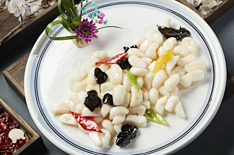 荷塘月色彩椒木耳炒马蹄荸荠图片