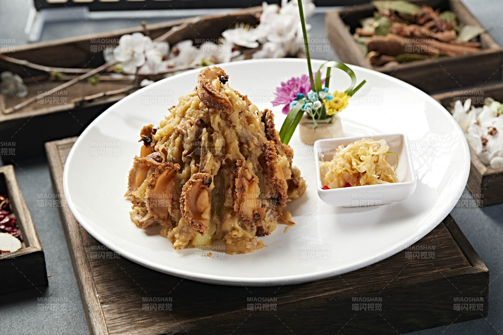 张垣名菜口菜酸菜土豆焖鲍鱼图片