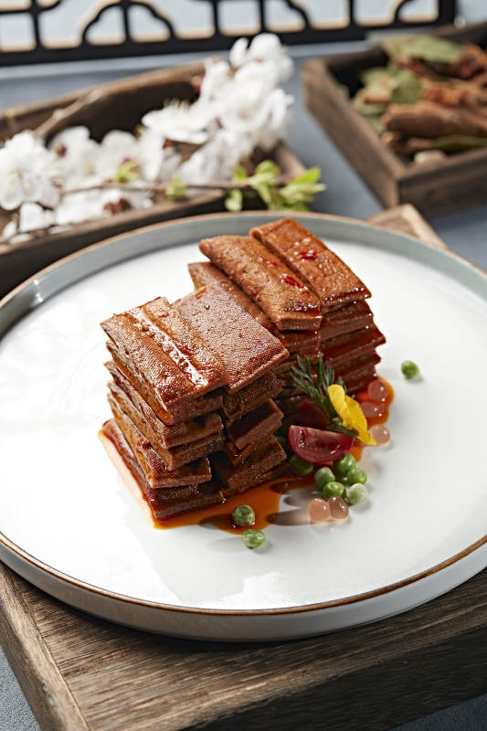 麻辣鲜甜的卤味豆腐干图片