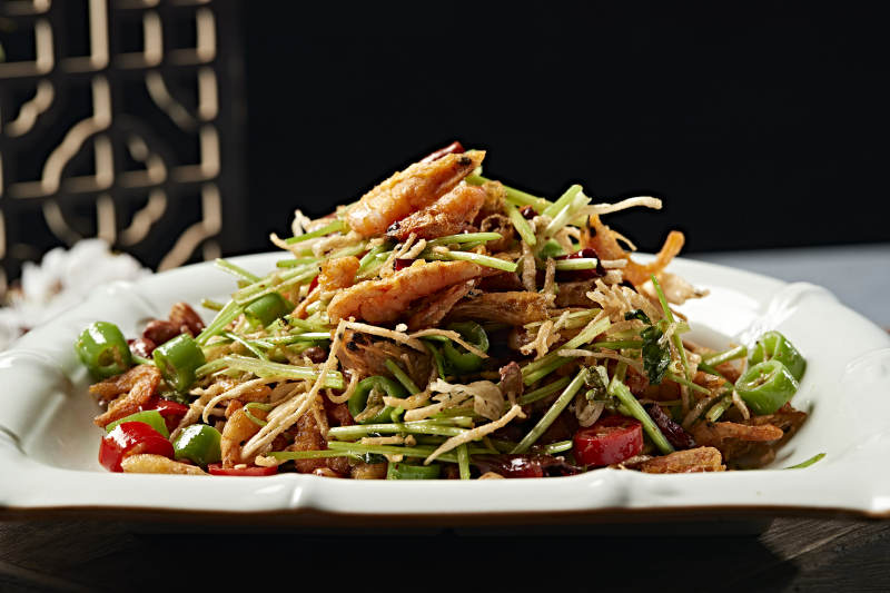 香辣米椒馓子爆炒小河虾图片