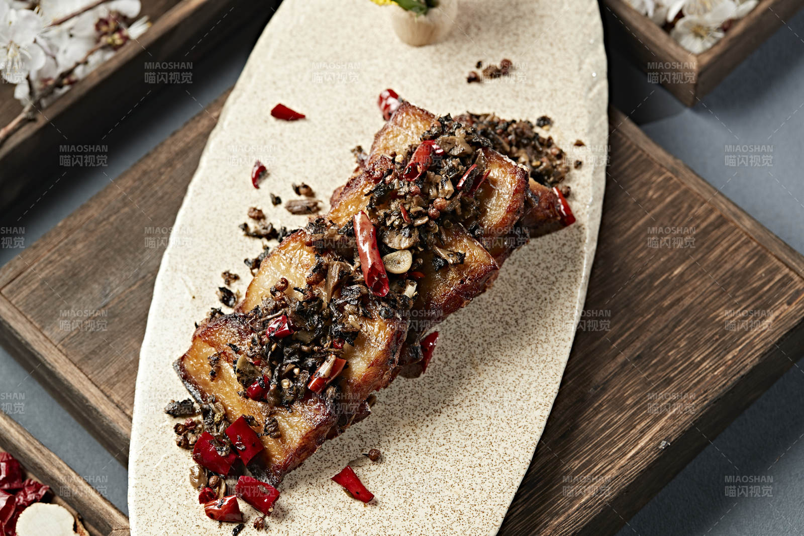 湘味干炸酥带鱼段图片