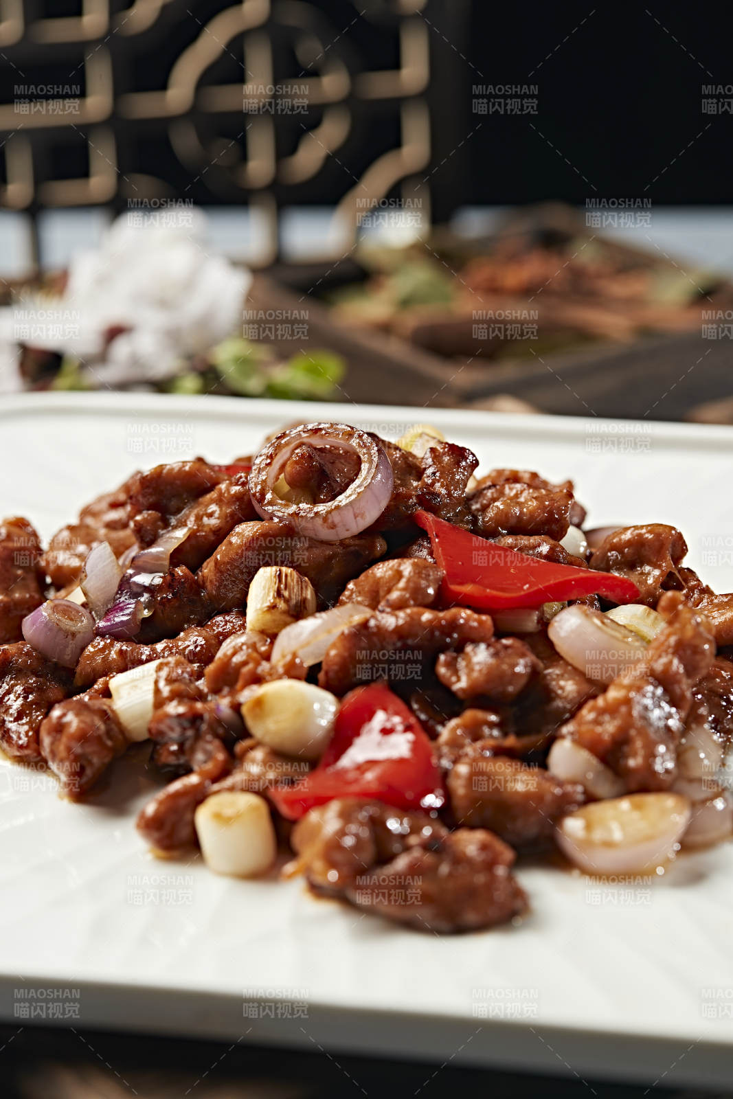 葱香彩椒烧黄牛肉牛柳图片