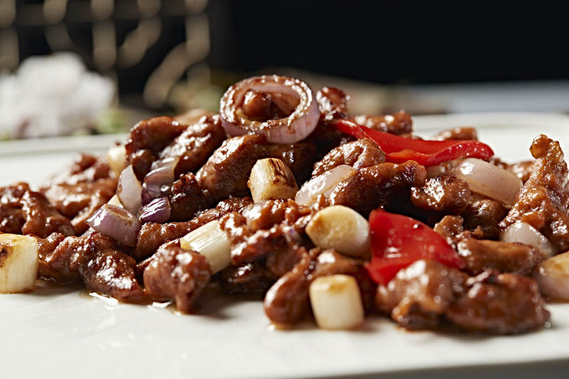 葱香彩椒烧黄牛肉牛柳图片