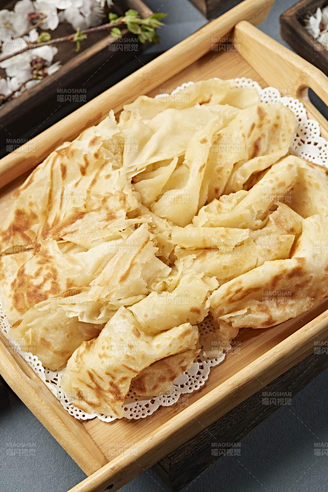 现烙手撕糖饼图片