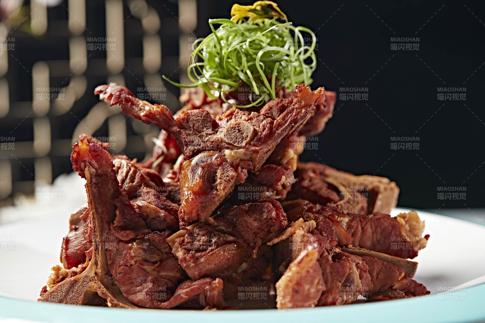 传统风味熏酱排骨图片