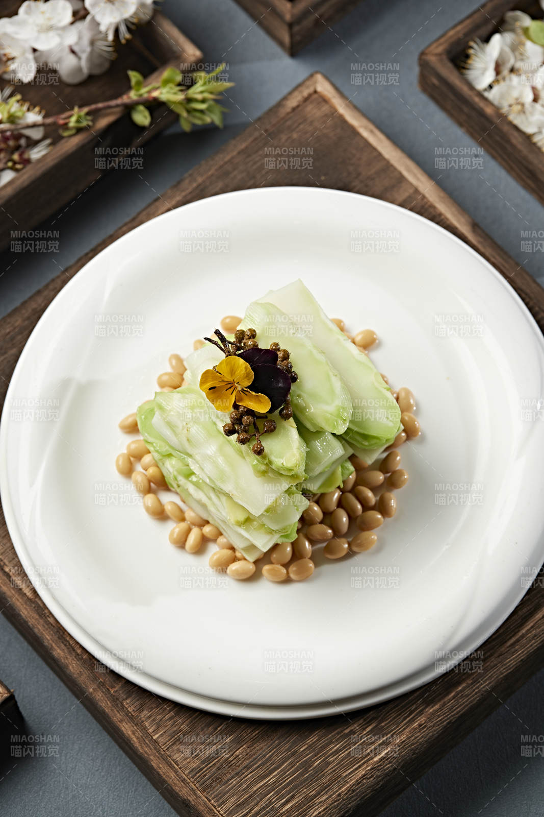 椒麻盐水巧拌黄豆儿菜 芥菜图片