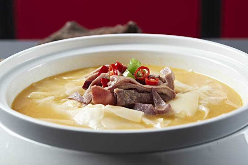 浓汤笋片炖香猪肚图片