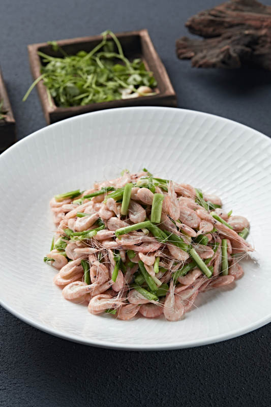 风味葱香盐水小河虾图片