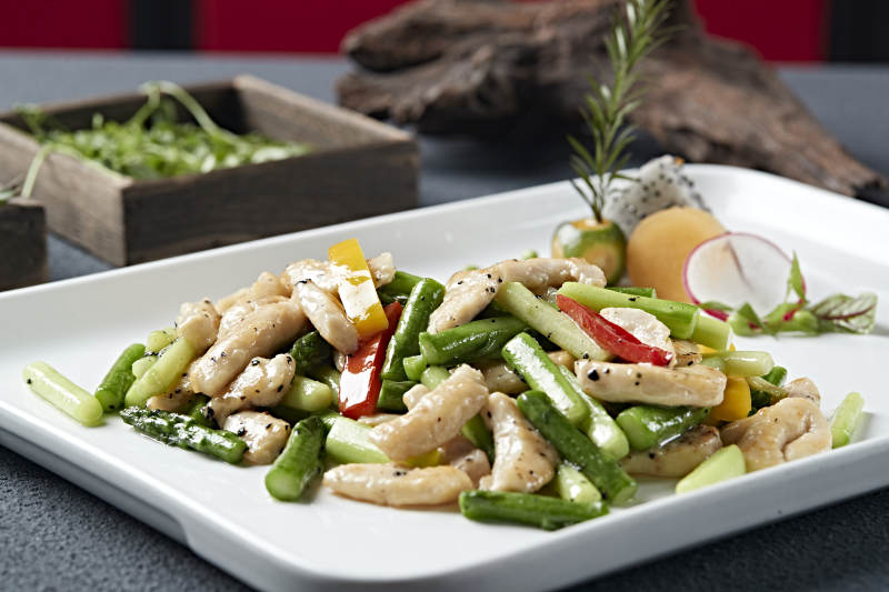 鸡柳小炒芦笋段图片