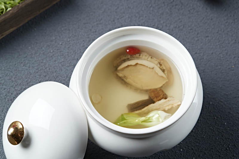 鲍鱼枸杞吨当归党参汤图片