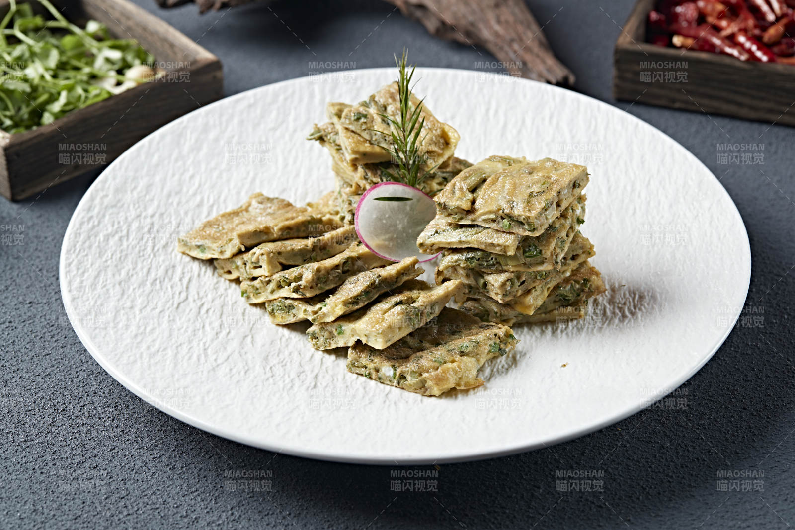 新派香椿炒鸡蛋图片