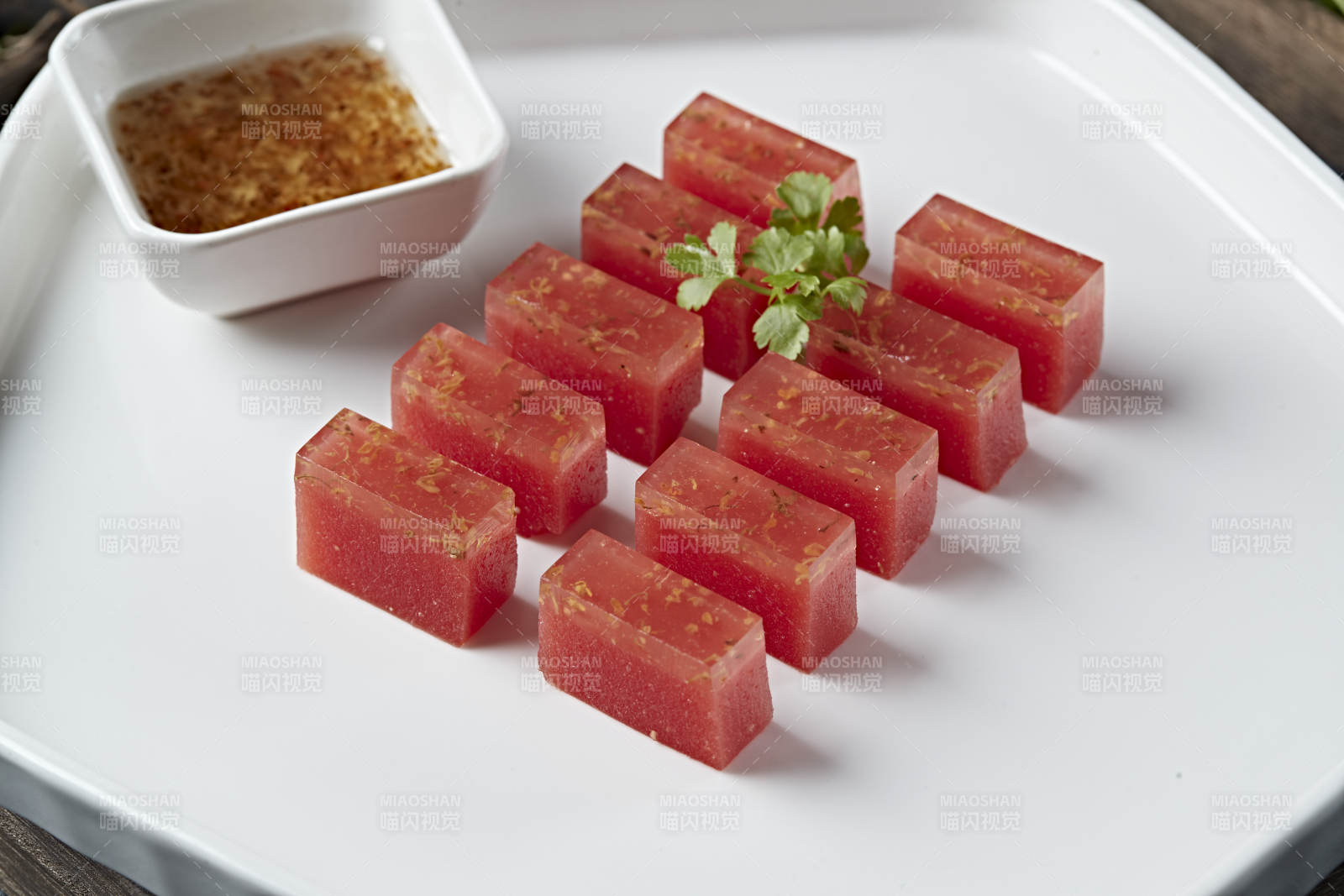 桂花蜜番茄果冻图片