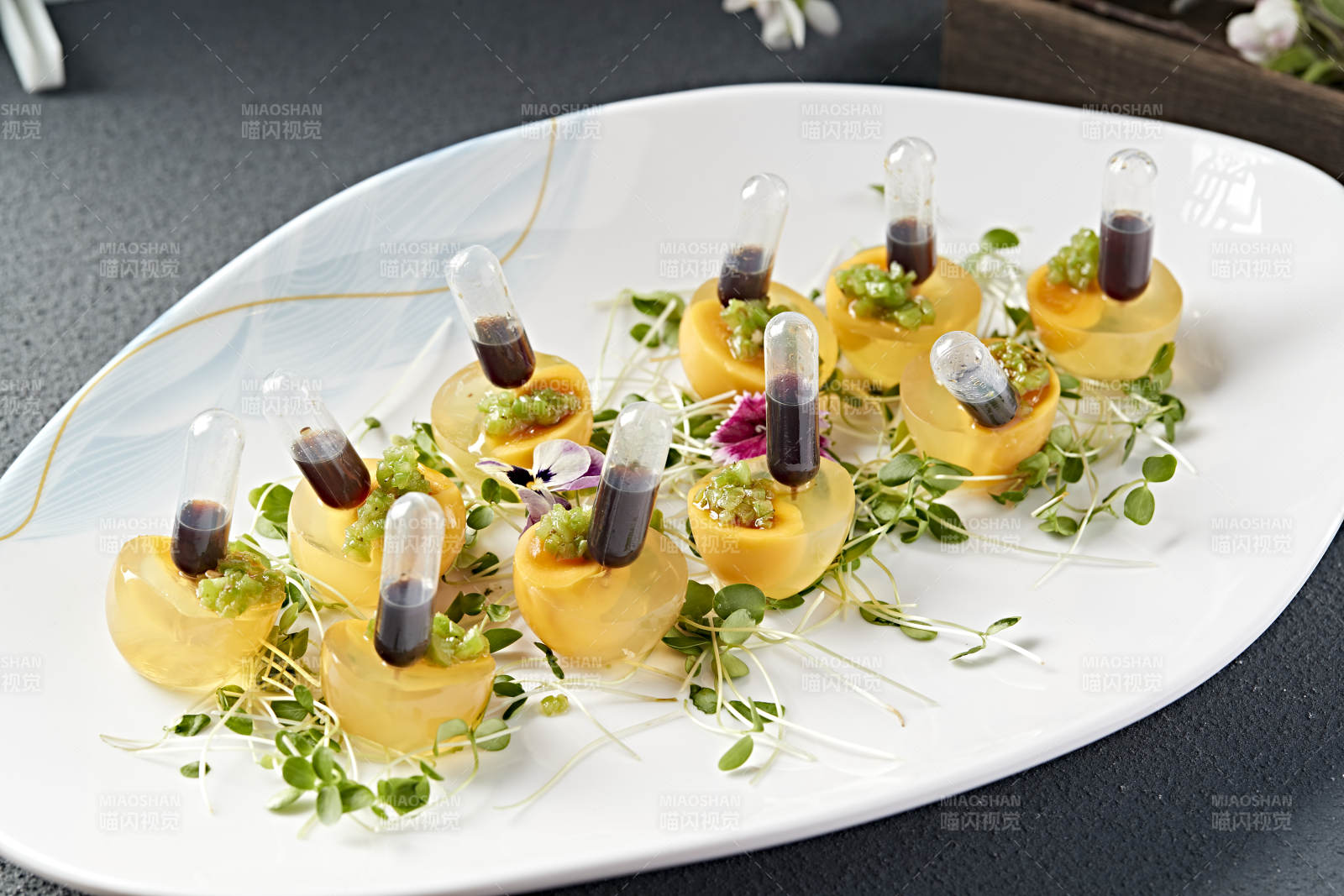 分子料理美食芒果蜜汁仿真皮蛋图片