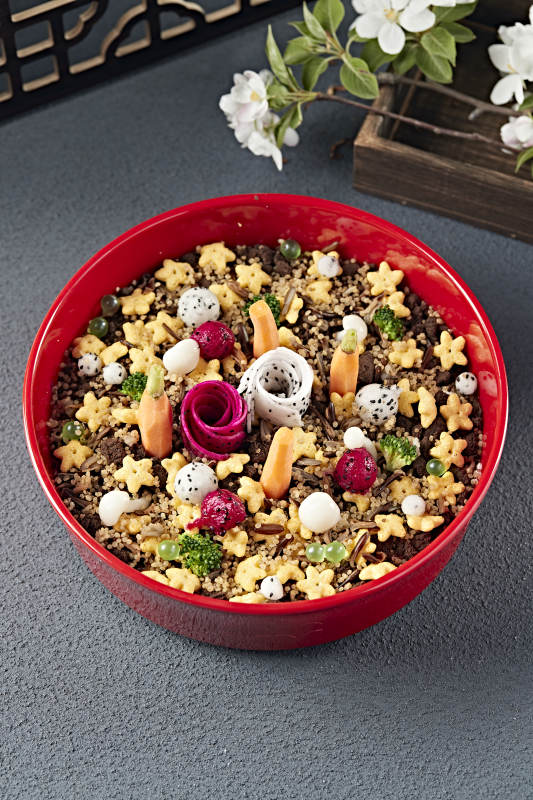 藜麦米奥利奥碎果蔬奶油紫薯千层蛋糕图片