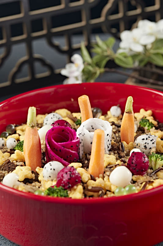 藜麦米奥利奥碎果蔬奶油紫薯千层蛋糕图片