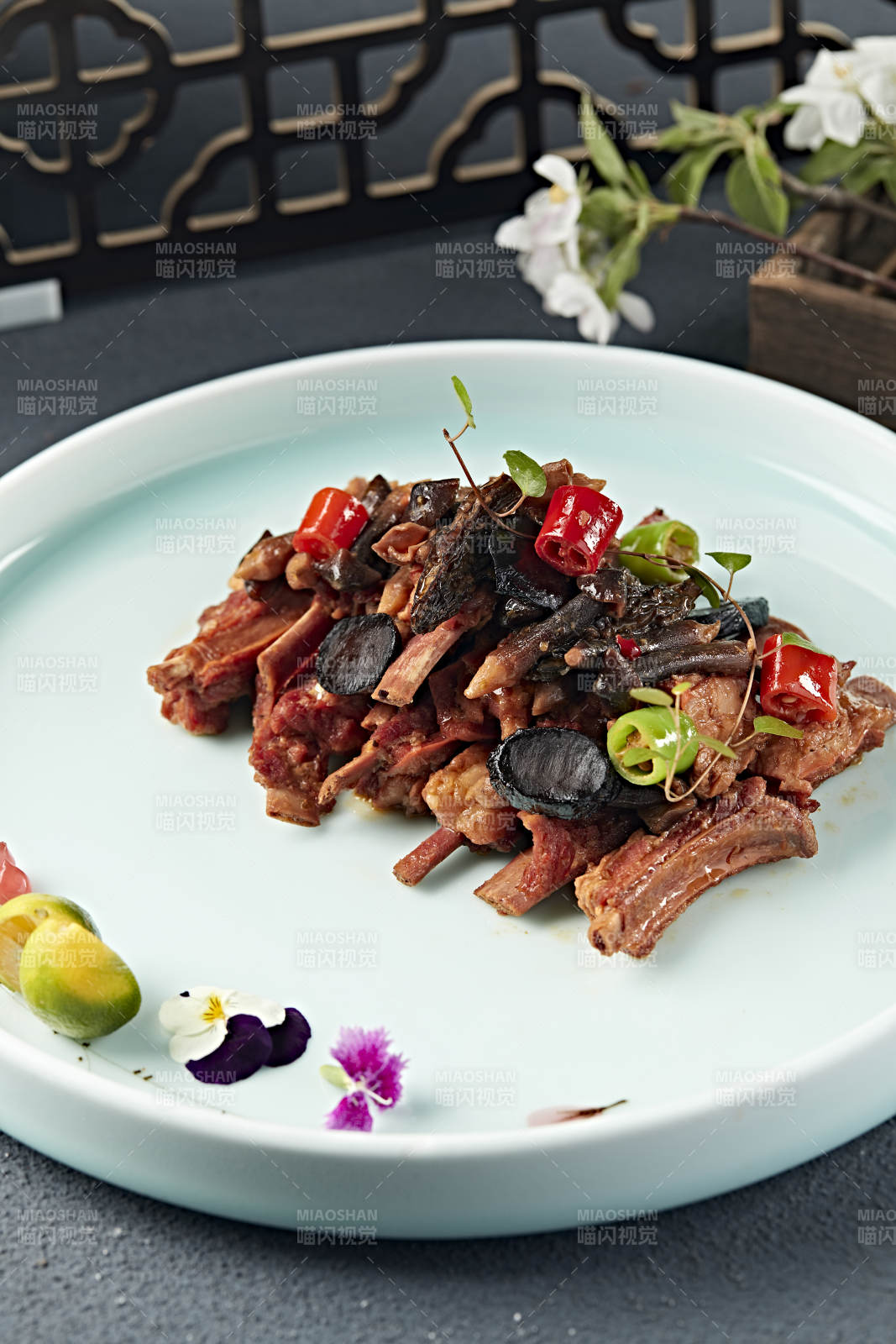 米椒鸡枞红烧小样肋排图片