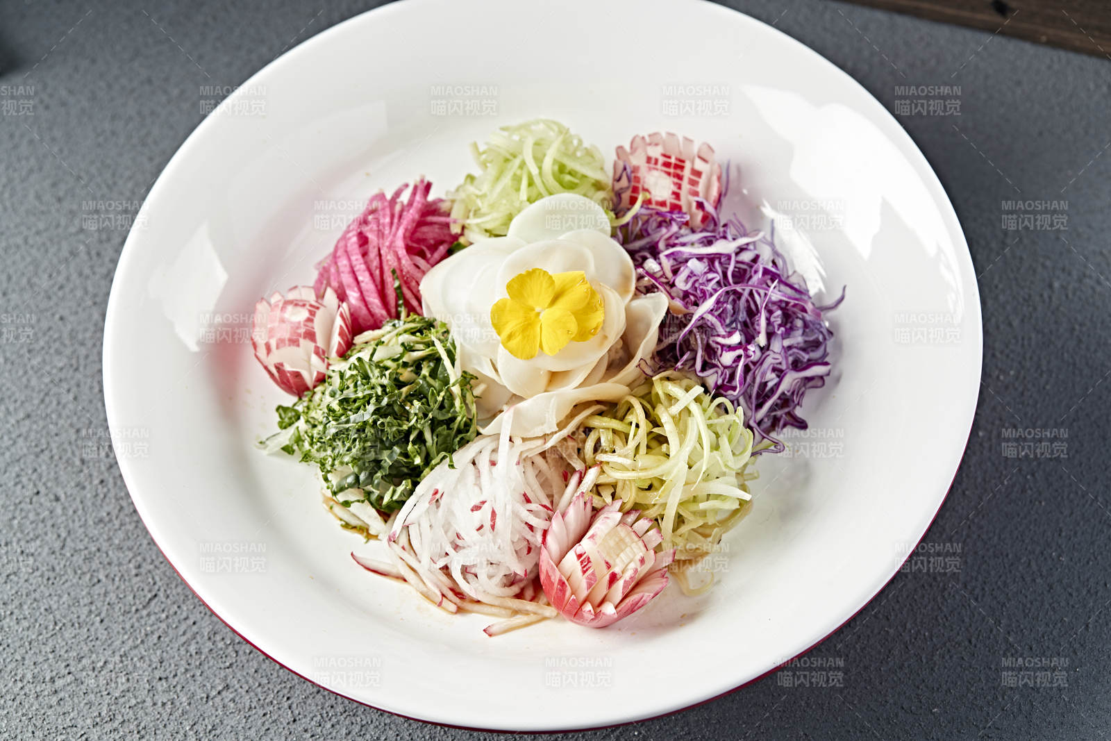 浇汁时蔬山药大拉皮图片