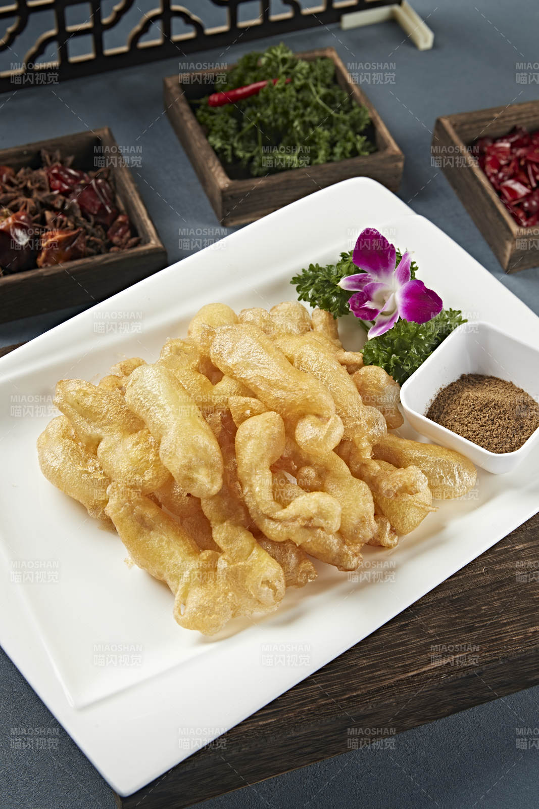 椒盐香炸气泡小酥肉图片