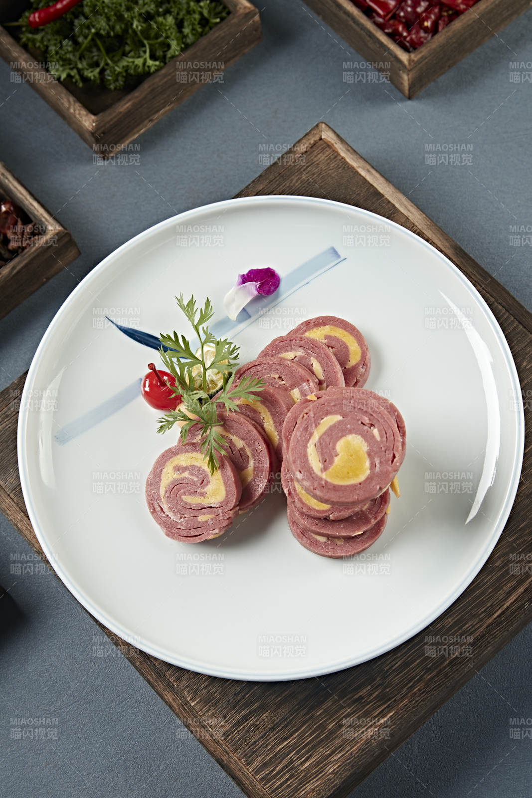 火腿鸡蛋卷切片图片