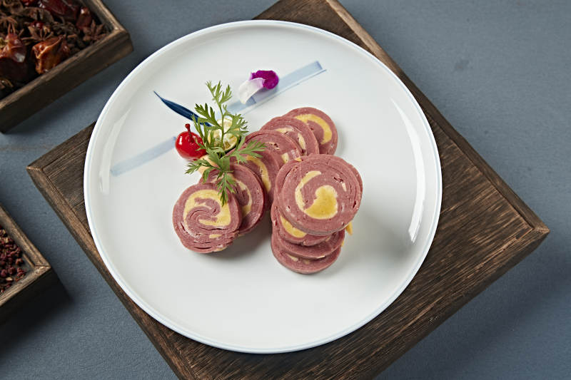 火腿鸡蛋卷切片图片