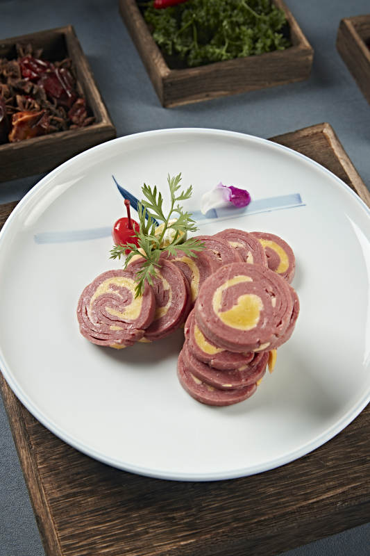 火腿鸡蛋卷切片图片