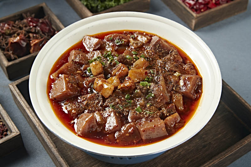 香辣红油蹄筋烧焖子粉坨图片