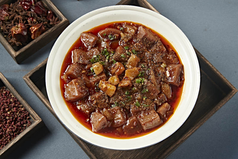 香辣红油蹄筋烧焖子粉坨图片