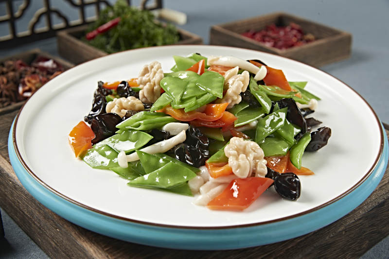 合炒荷兰豆彩椒木耳海鲜菇烩桃仁图片