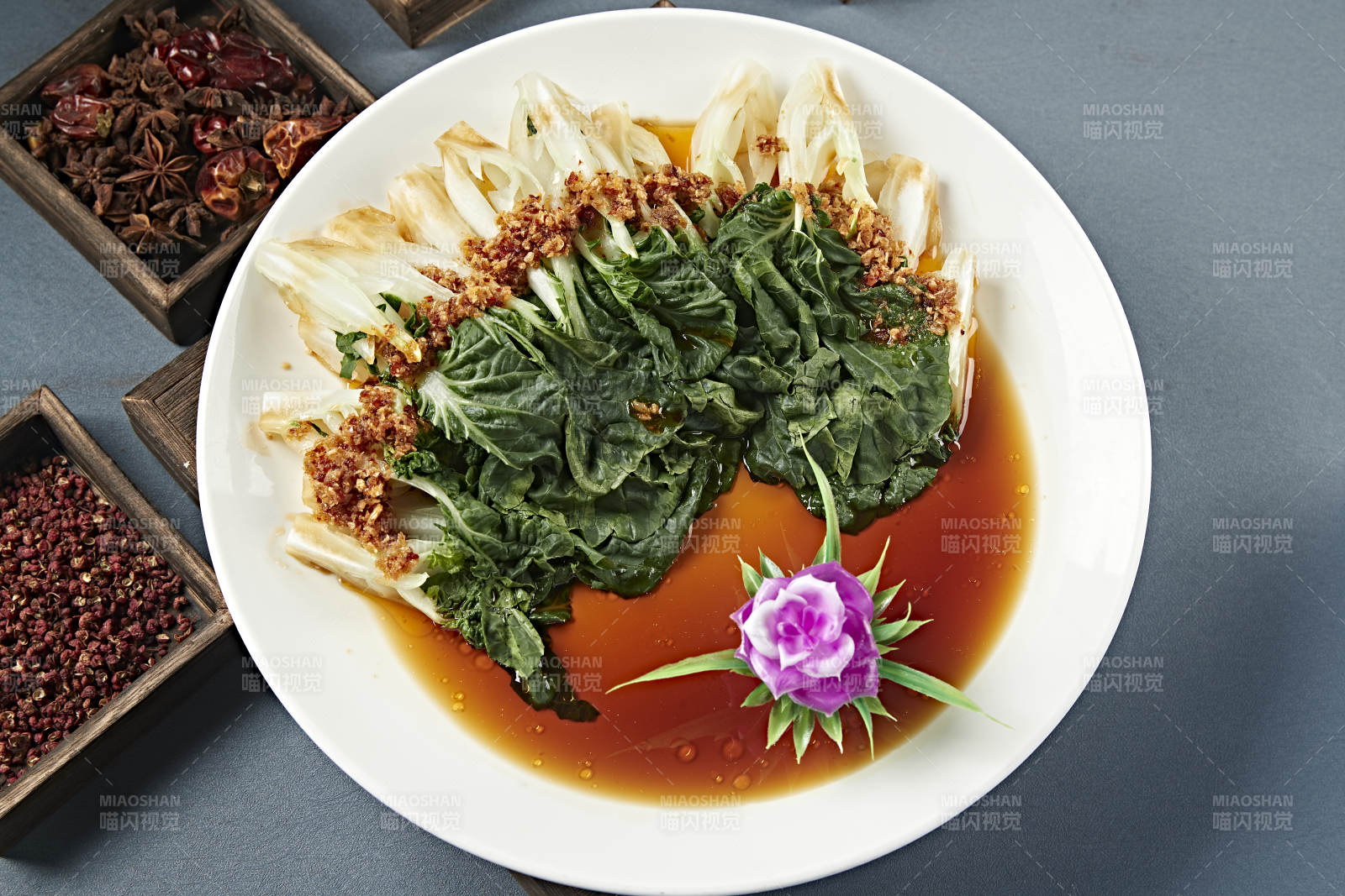 浇汁炸蟹肉碎奶白菜小白菜图片