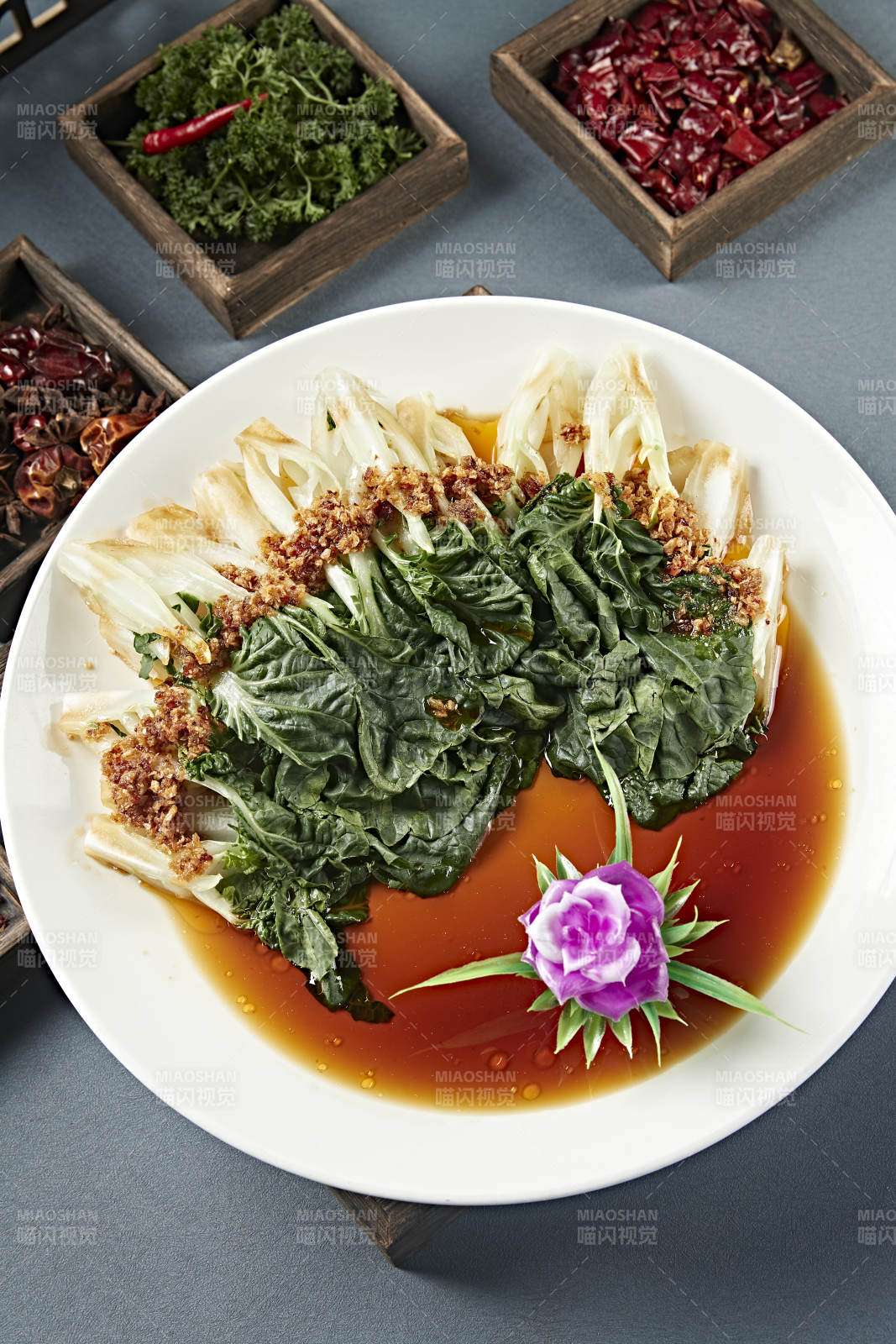 浇汁炸蟹肉碎奶白菜小白菜图片