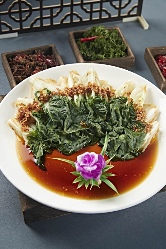 浇汁炸蟹肉碎奶白菜小白菜图片