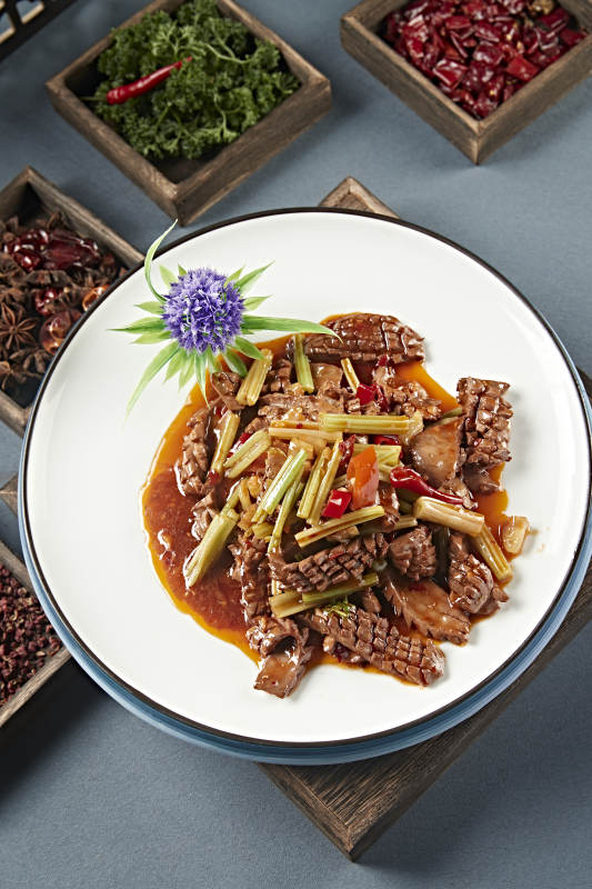 湘菜小炒剁椒西芹爆炒腰花图片
