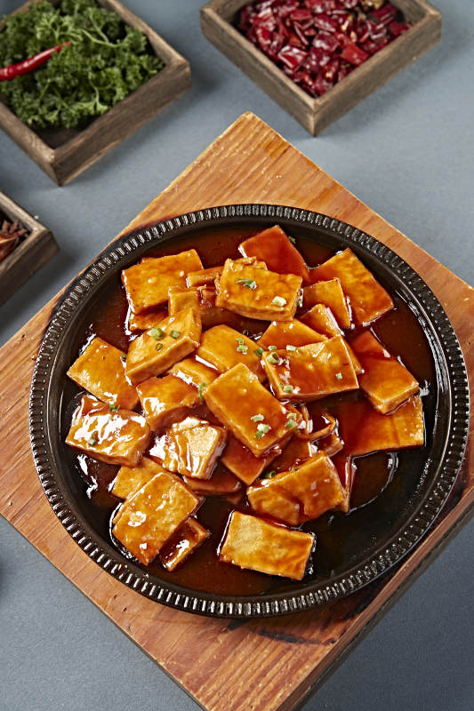 铁板浓汁香煎包浆豆腐图片