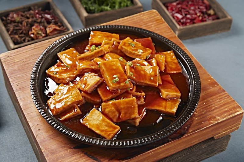 铁板浓汁香煎包浆豆腐图片
