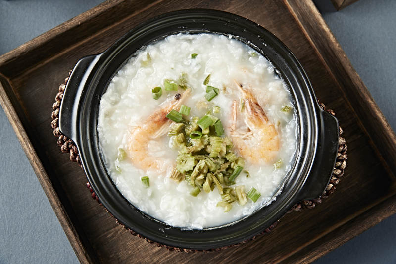 砂锅鲜虾生滚白粥海鲜粥图片