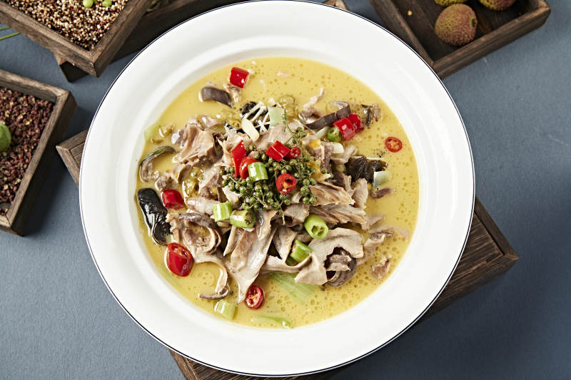 藤椒酸辣炖猪肚图片