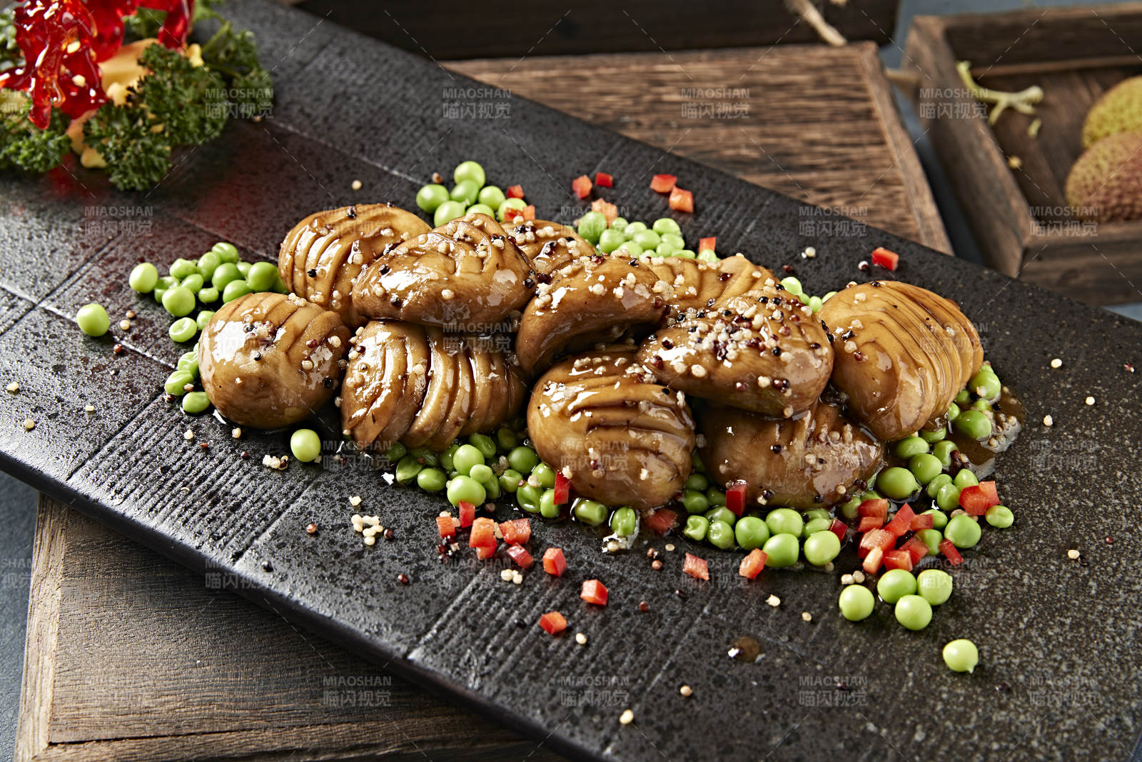 青豆藜麦酱烧草原口蘑图片