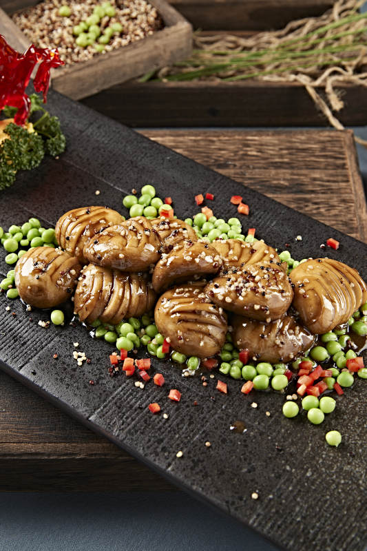 青豆藜麦酱烧草原口蘑图片