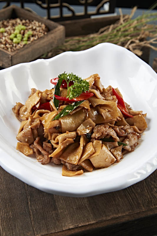 豆豉彩椒杏鲍菇片炒五花肉图片