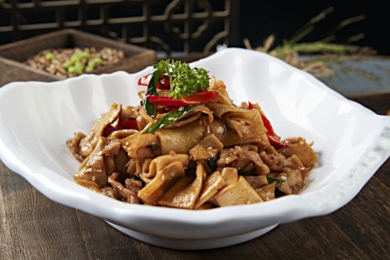 豆豉彩椒杏鲍菇片炒五花肉图片