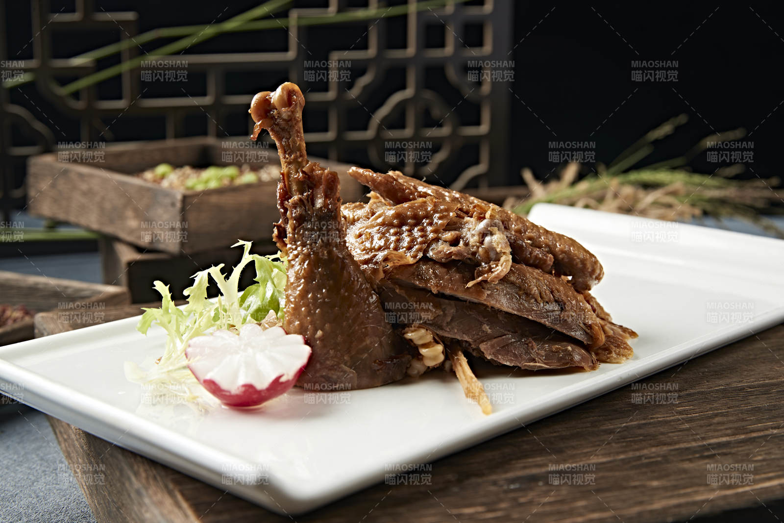 半只美味酱香鸡图片