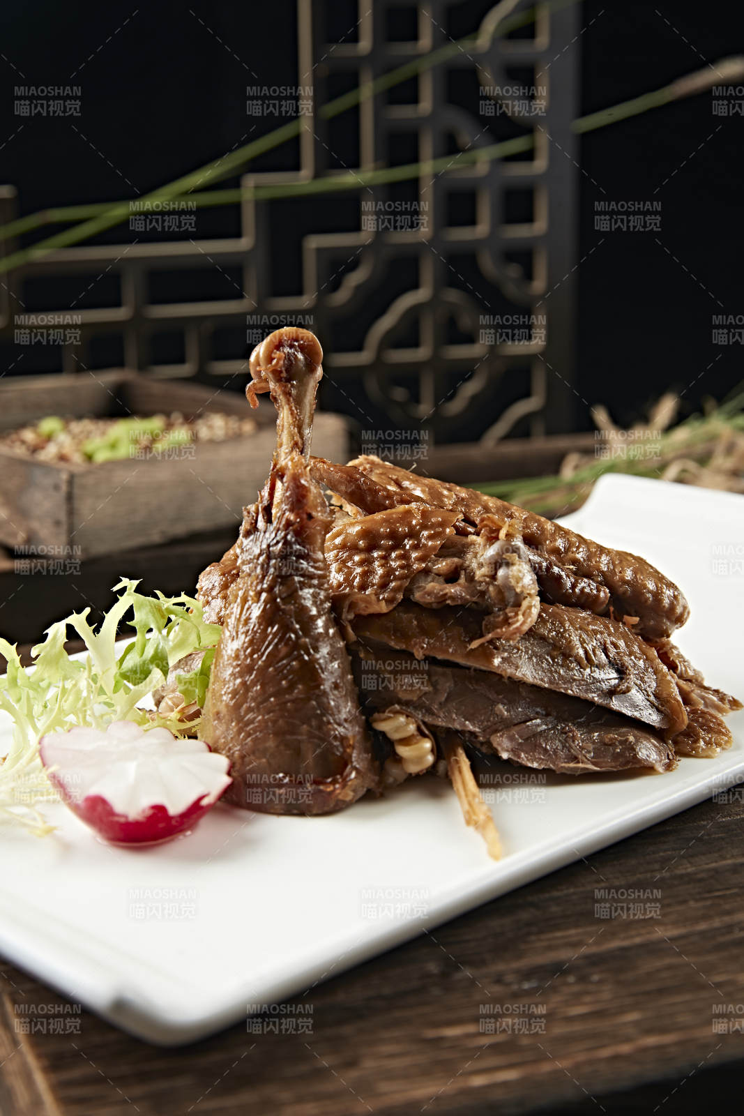 半只美味酱香鸡图片